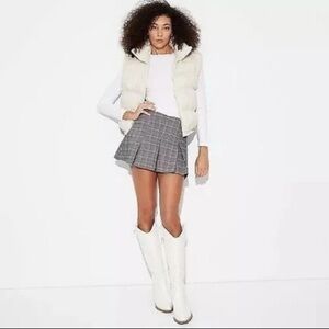 Wild Fable White Puffer Vest